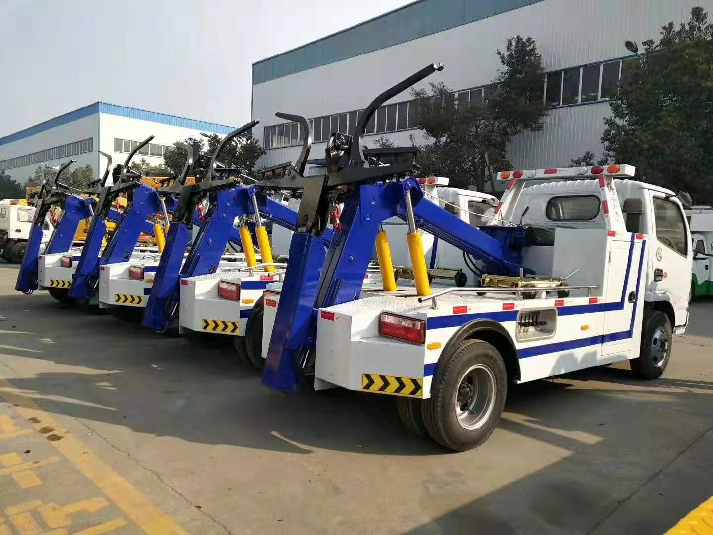 Wrecker truck hydraulic winch system